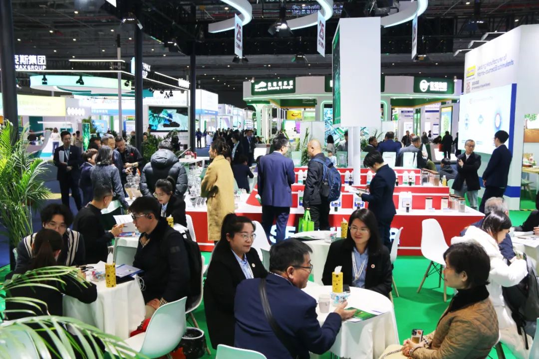 金牌贊助企業(yè)海大生物全新亮相上海CAC國際農(nóng)化展，以科技實(shí)力獻(xiàn)禮25周年